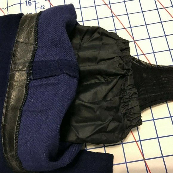 Obermeyer Ski Pants - Navy Blue - Heavy - Size 36R - Picture 6 of 9